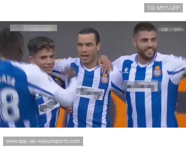 重庆铜梁龙迪马塔底线回敲，弧顶抽射击中门框